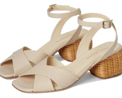 Andre Assous Winona Women's
