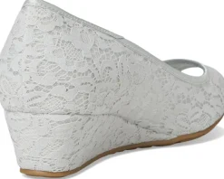 Bandolino Candra Women's