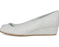 Bandolino Candra Women's