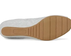 Bandolino Candra Women's