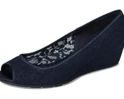 Bandolino Candra Women's