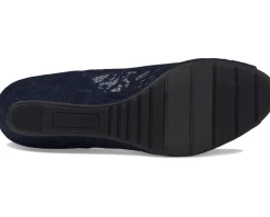 Bandolino Candra Women's