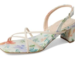 Bandolino Keltie Women's