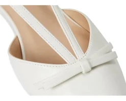 Bandolino Macruz Women's
