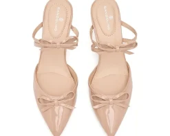 Bandolino Meggin Women's