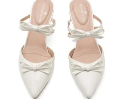 Bandolino Meggin Women's