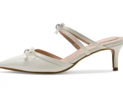Bandolino Meggin Women's