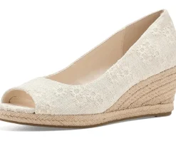 Bandolino Nuri Women's