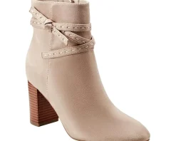 Bandolino Ocorn Women's