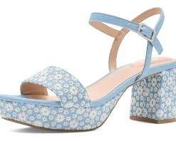 Bandolino Pennie Women's