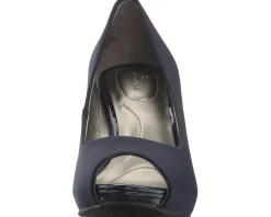 Bandolino Rainaa Women's