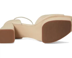 Bernardo Raleigh Women's