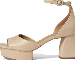 Bernardo Raleigh Women's