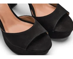 Bernardo Valeria Women's