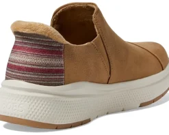 BOBS from SKECHERS Bobs Skipper Wave - Stay Snug Women's