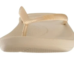 FitFlop Iqushion Ergonomic Flip-Flop Women's