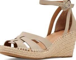 Gentle Souls by Kenneth Cole Coolie Women's