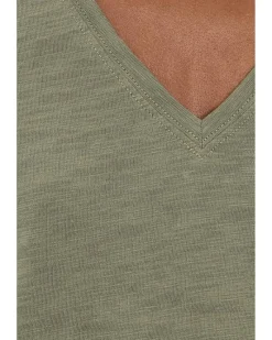Lilla P Short Sleeve Back Seam V-Neck Women's