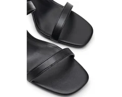 Madden Girl Georgiie Women's
