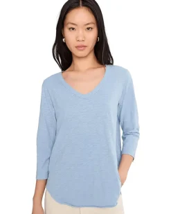 Mod-o-doc 3/4 Sleeve V-Neck Curved Hem Tee Shirt Women's