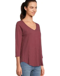 Mod-o-doc 3/4 Sleeve V-Neck Tee with Curved Hem Women's