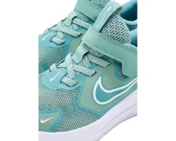 Nike Kids Cosmic Runner Swoosh (Little Kid)