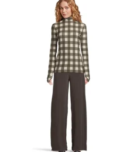 Norma Kamali Slim Fit Long Sleeve Turtle Top Women's