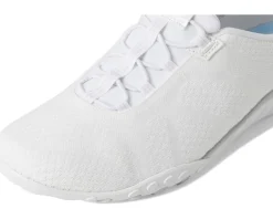 SKECHERS Breathe Easy - Knitty Waves Hands Free Slip-Ins Women's
