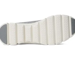 SKECHERS Glide Step Persistence Women's