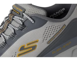 SKECHERS Glide-Step Sole Hands Free Slip-In Men's