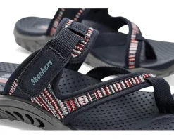 SKECHERS Reggae - (Toeloop) Women's