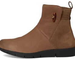 SoftWalk Adelaide Women's