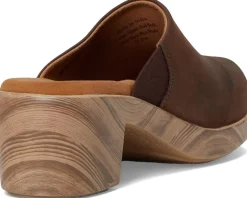 SoftWalk Felida Women's
