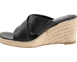 SoftWalk Hastings Women's