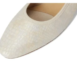 Vaneli Amory Women's