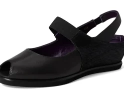 Vaneli Rayce Women's